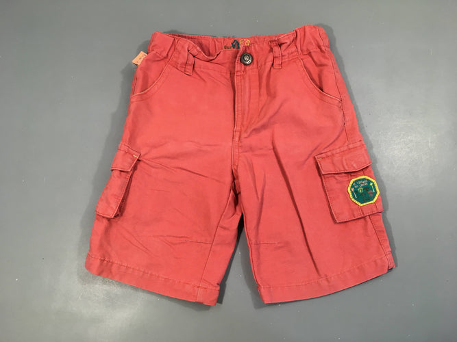 Bermuda cargo rouge clair, étiquette de déca arrière se détache, moins cher chez Petit Kiwi