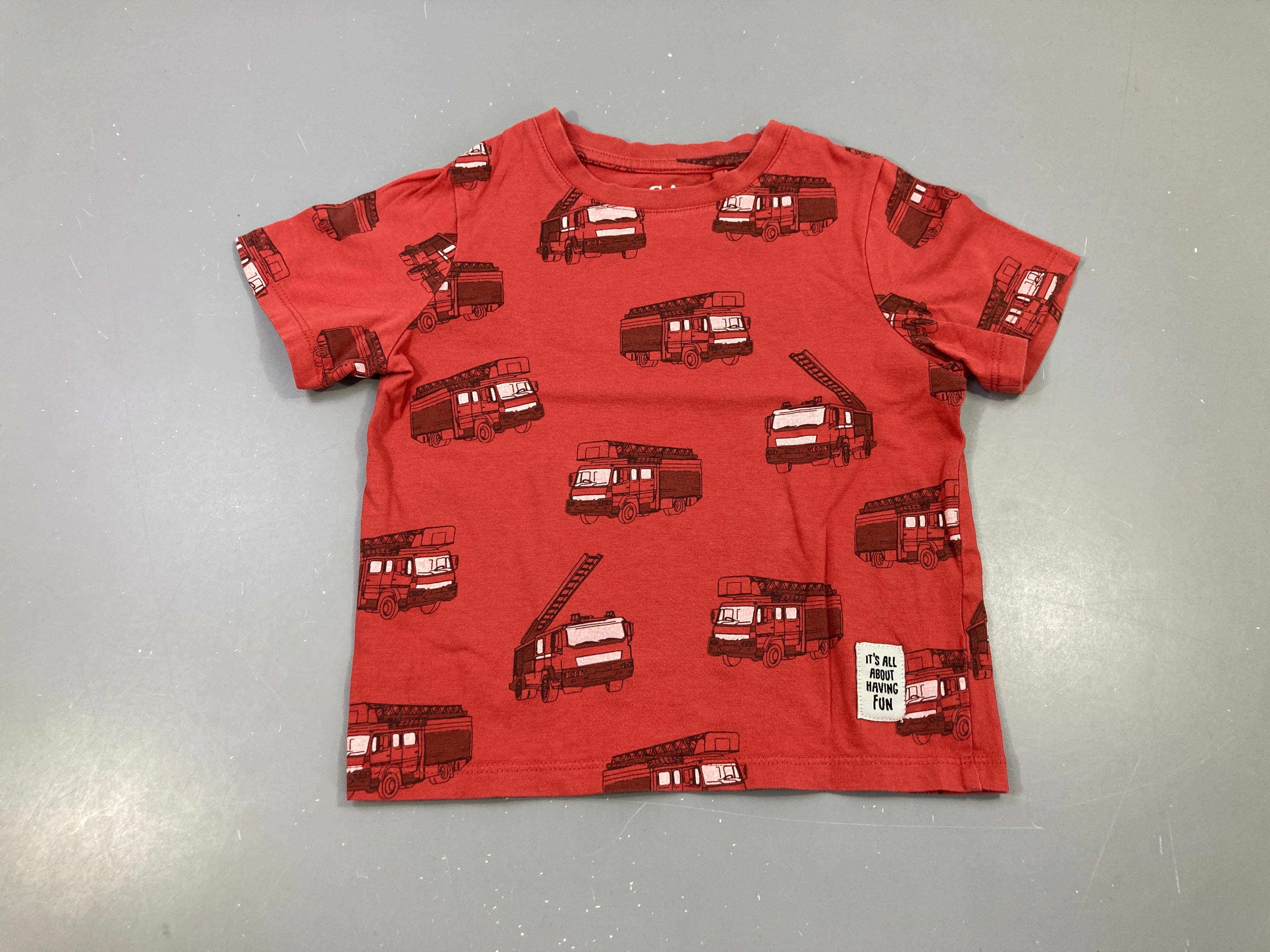 T-shirt m.c rouge camions pompier