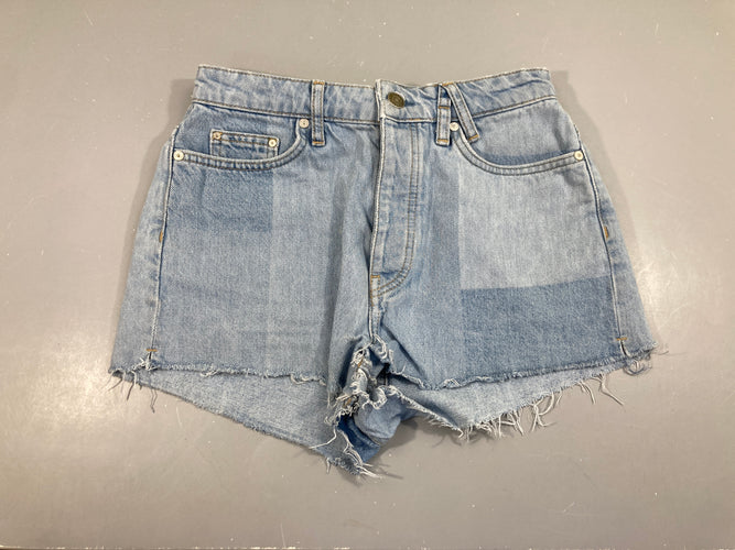 Short en jean mom fit  bas effiloché, moins cher chez Petit Kiwi