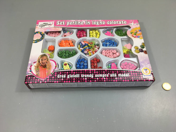 Set de perles, moins cher chez Petit Kiwi