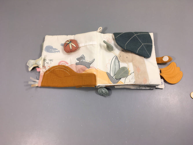 Livre d'activités stegi, tiga & ops, moins cher chez Petit Kiwi