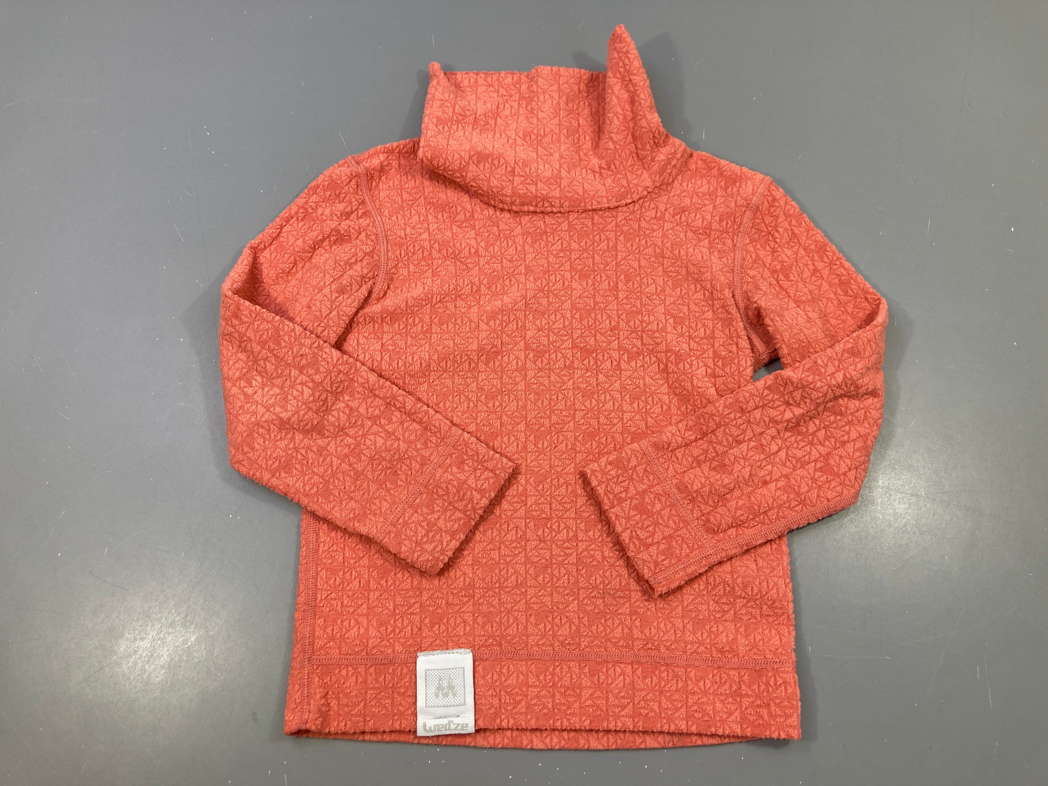 Sous-vêtment thermique T-shirt m.l orange col roulé wed'ze (taille estimée pas d'étiquette)