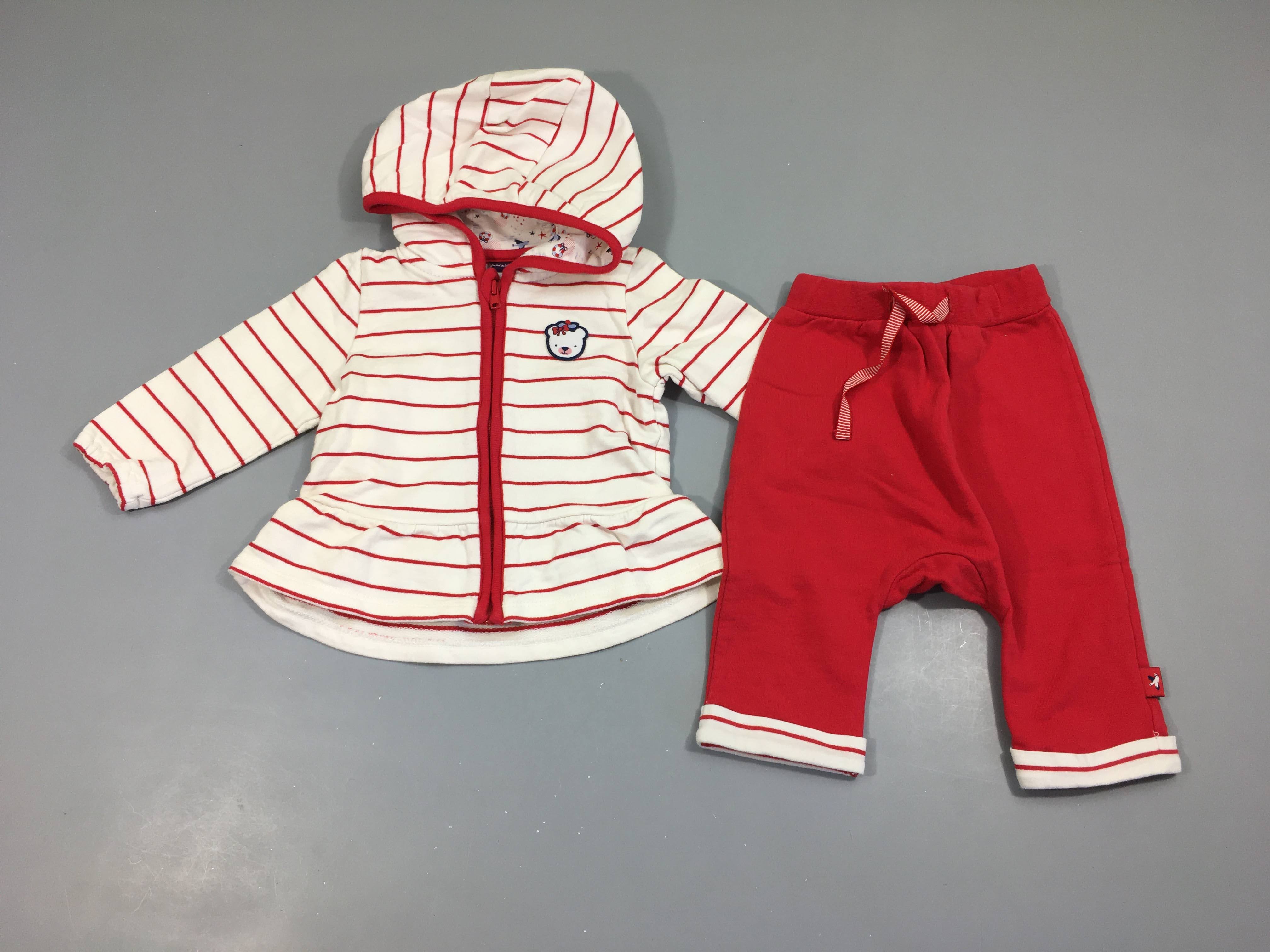 Sweat zippé blanc rayé rouge à capuche + pantalon rouge
