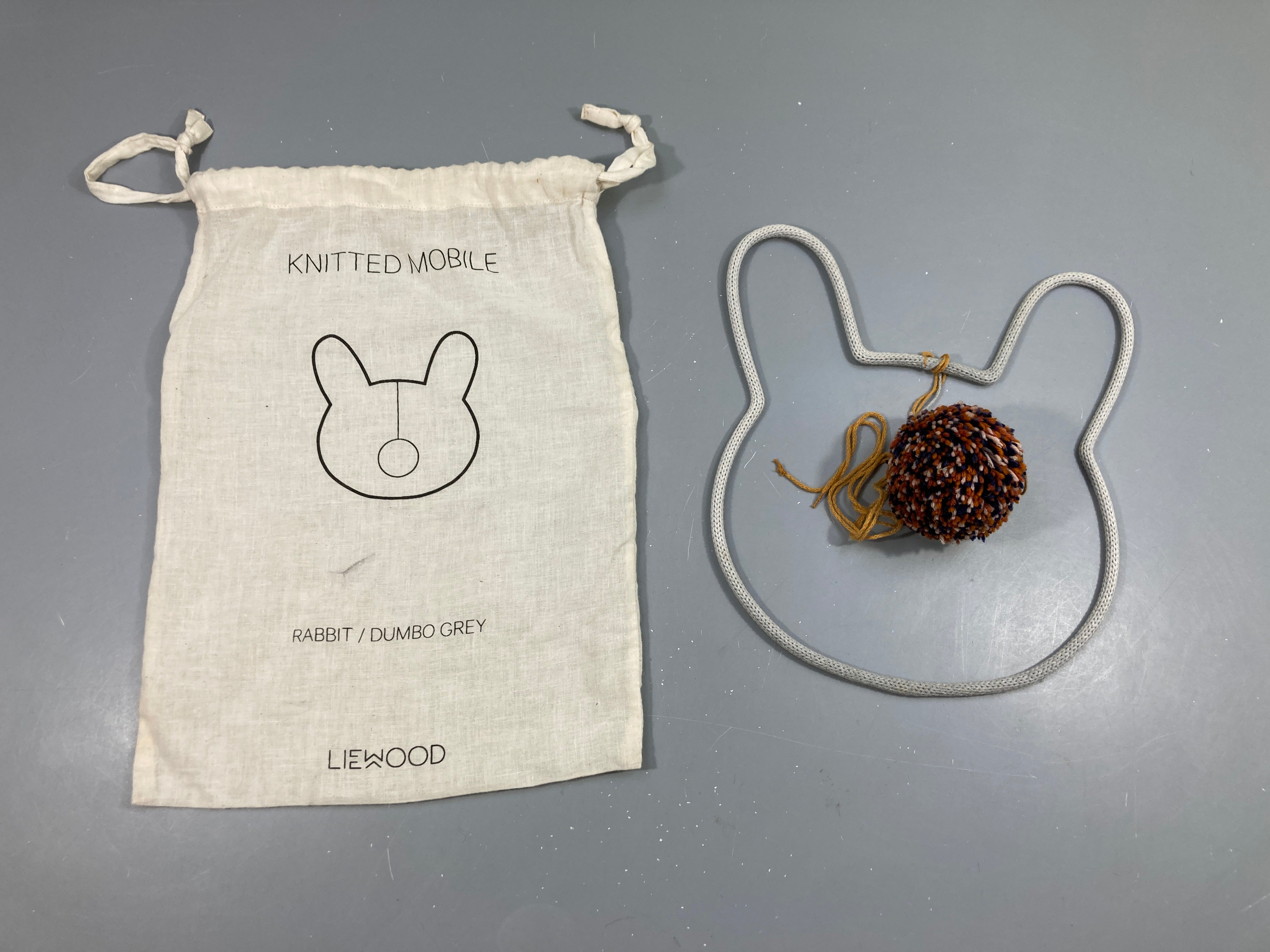 Liewood - Mobile de Pompons Odin - Rabbit Dumbo Grey