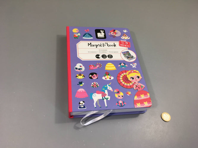 Magneti'book Princesse 3-8a Manque 3 magnets, moins cher chez Petit Kiwi
