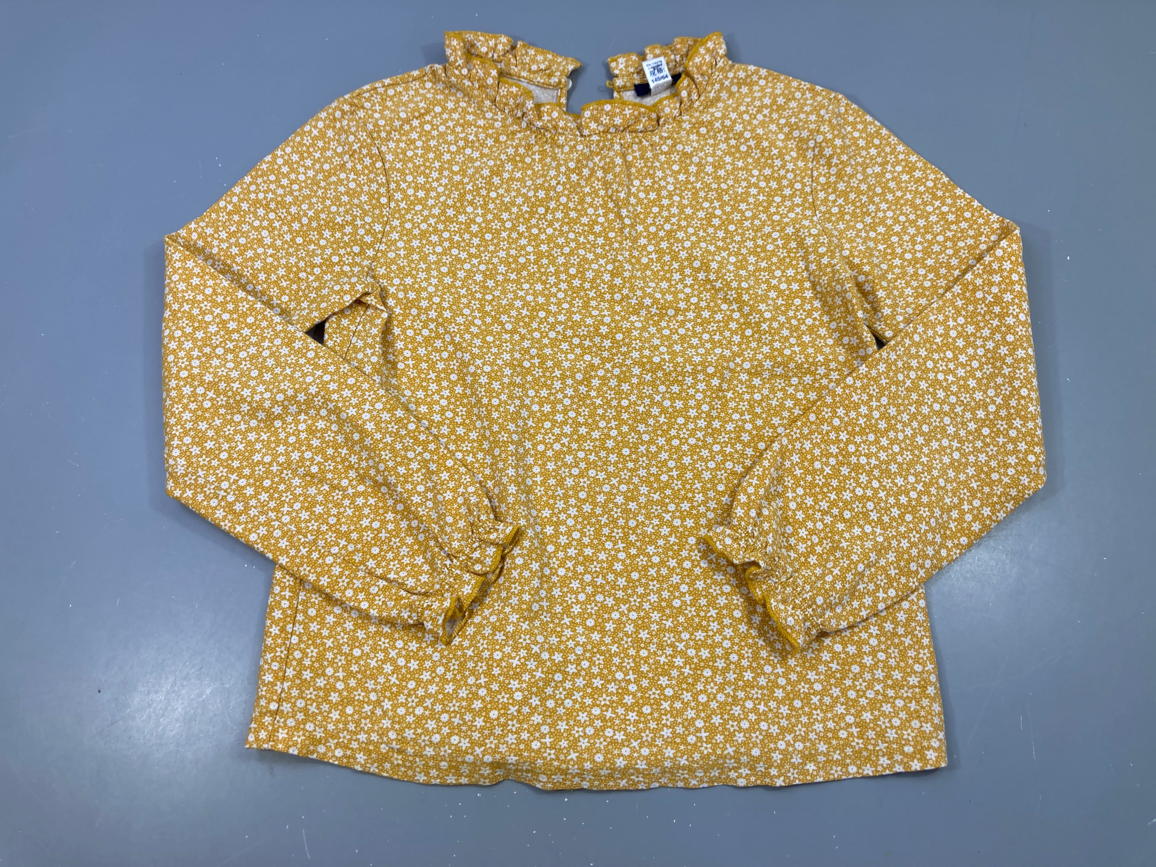 T-shirt m.l col montant jaune fleurs blanches