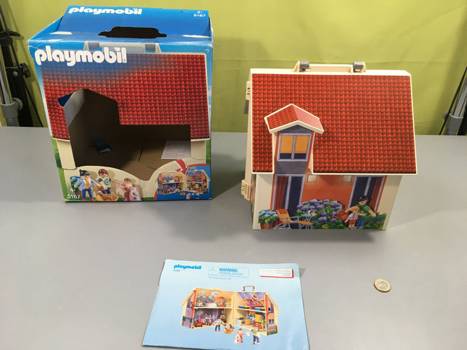 Maison transportable 5167 avec mobilier et personnage, moins cher chez Petit Kiwi