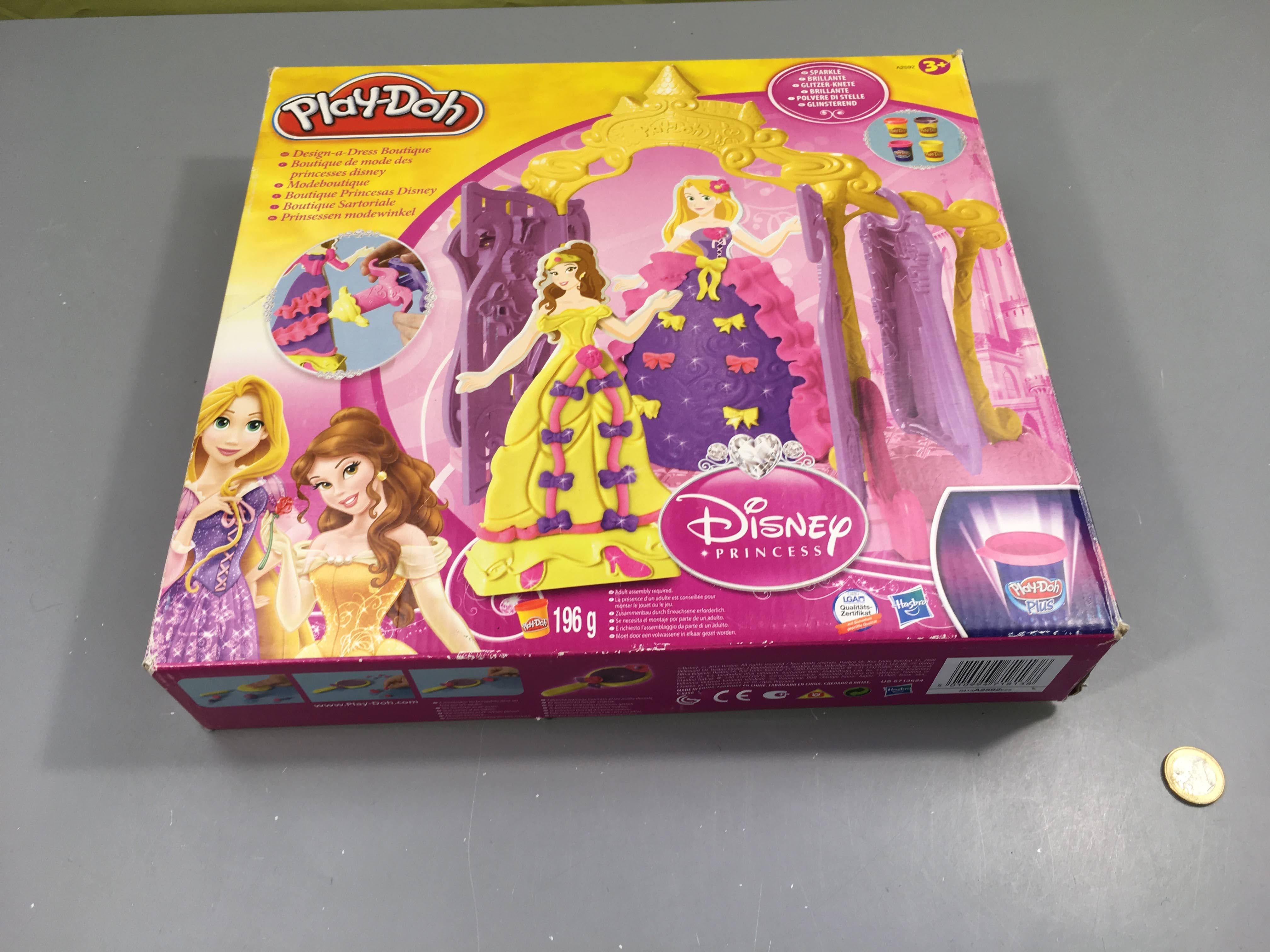 Boutique de mode des princesses disney, +3a, Hasbro - complet