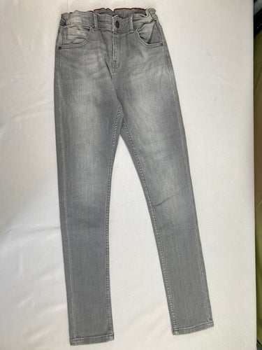 Jeans gris, moins cher chez Petit Kiwi