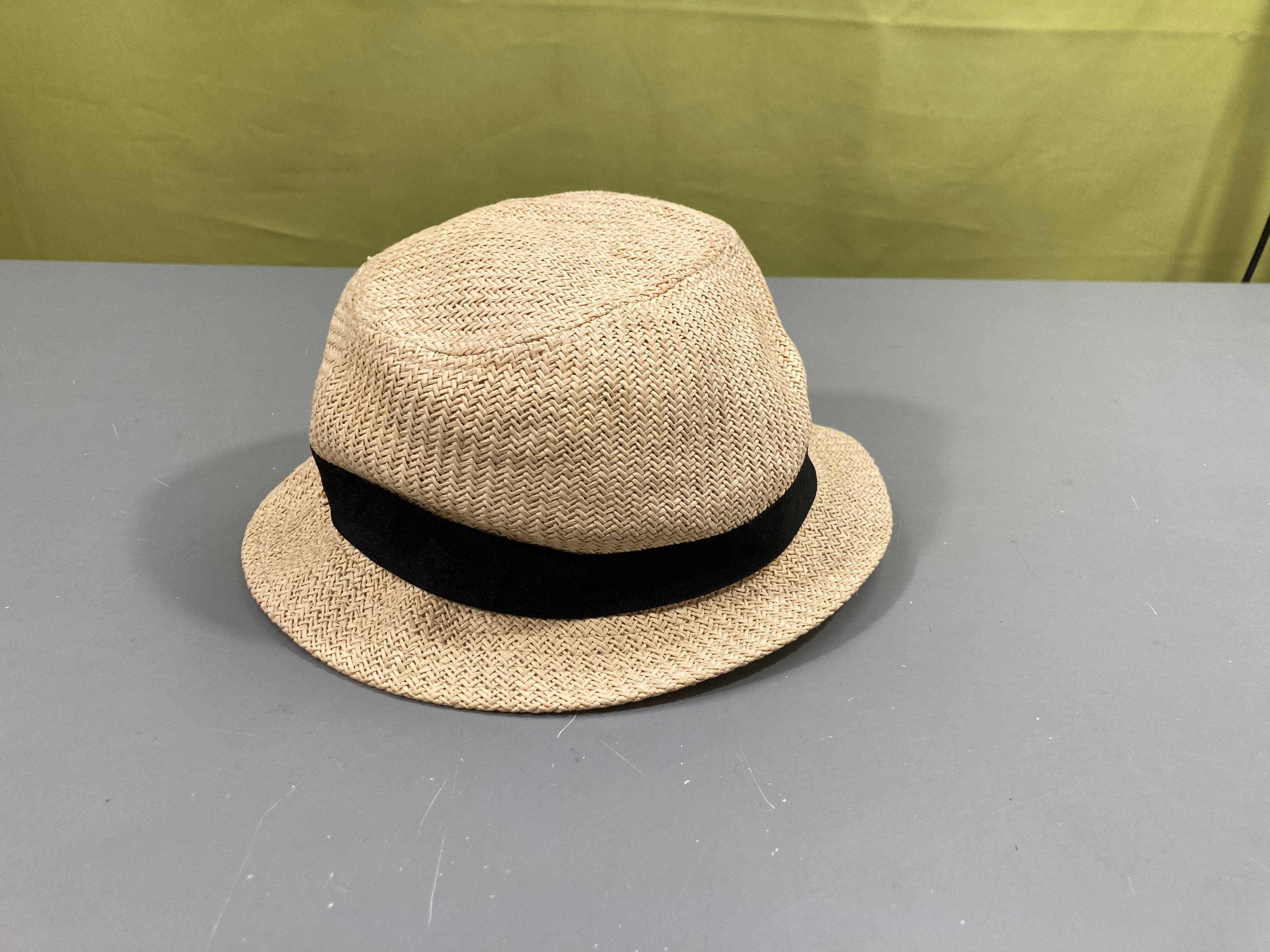 Chapeau style paille beige ruban noir, 4-7ans