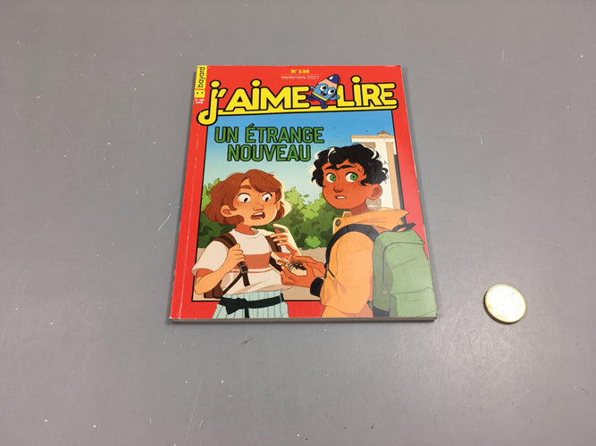 j'aime lire, un étrange nouveau, 7-10 ans, moins cher chez Petit Kiwi