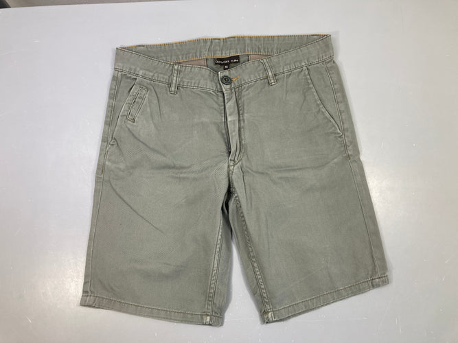 Bermuda kaki, moins cher chez Petit Kiwi