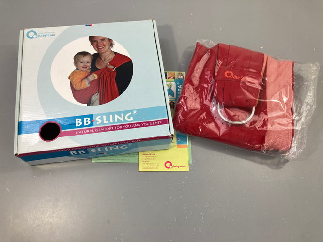 NEUF écharpe de portage rouge BB, Sling avec mode d'emploi. Boîte légèrement abimée, moins cher chez Petit Kiwi