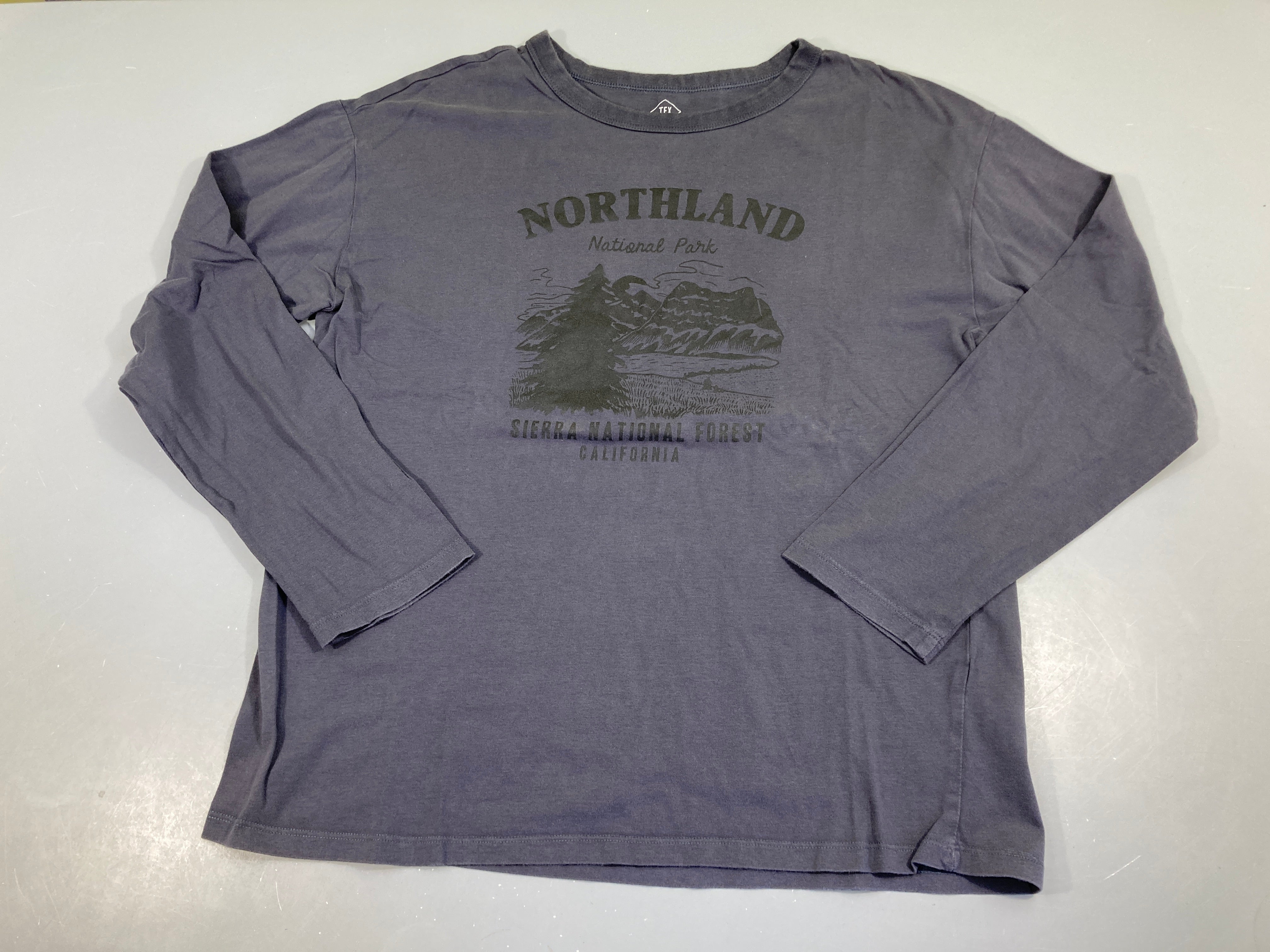 T-shirt m.l bleu foncé Northland légèrement bouloché