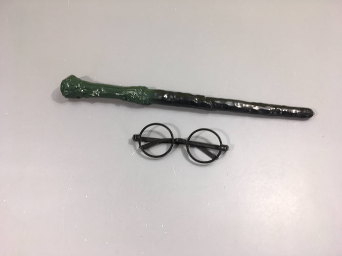 Baguette magique sonore et lumineuse + lunettes noires plastique Harr.y Potter, moins cher chez Petit Kiwi