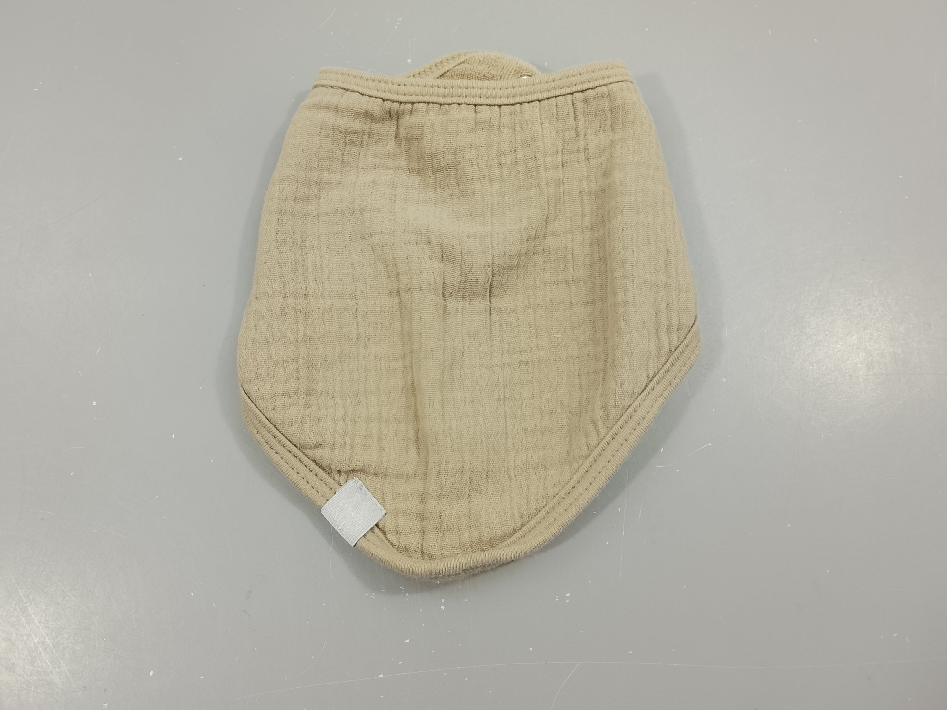 Bavoir bandana kaki clair texturé