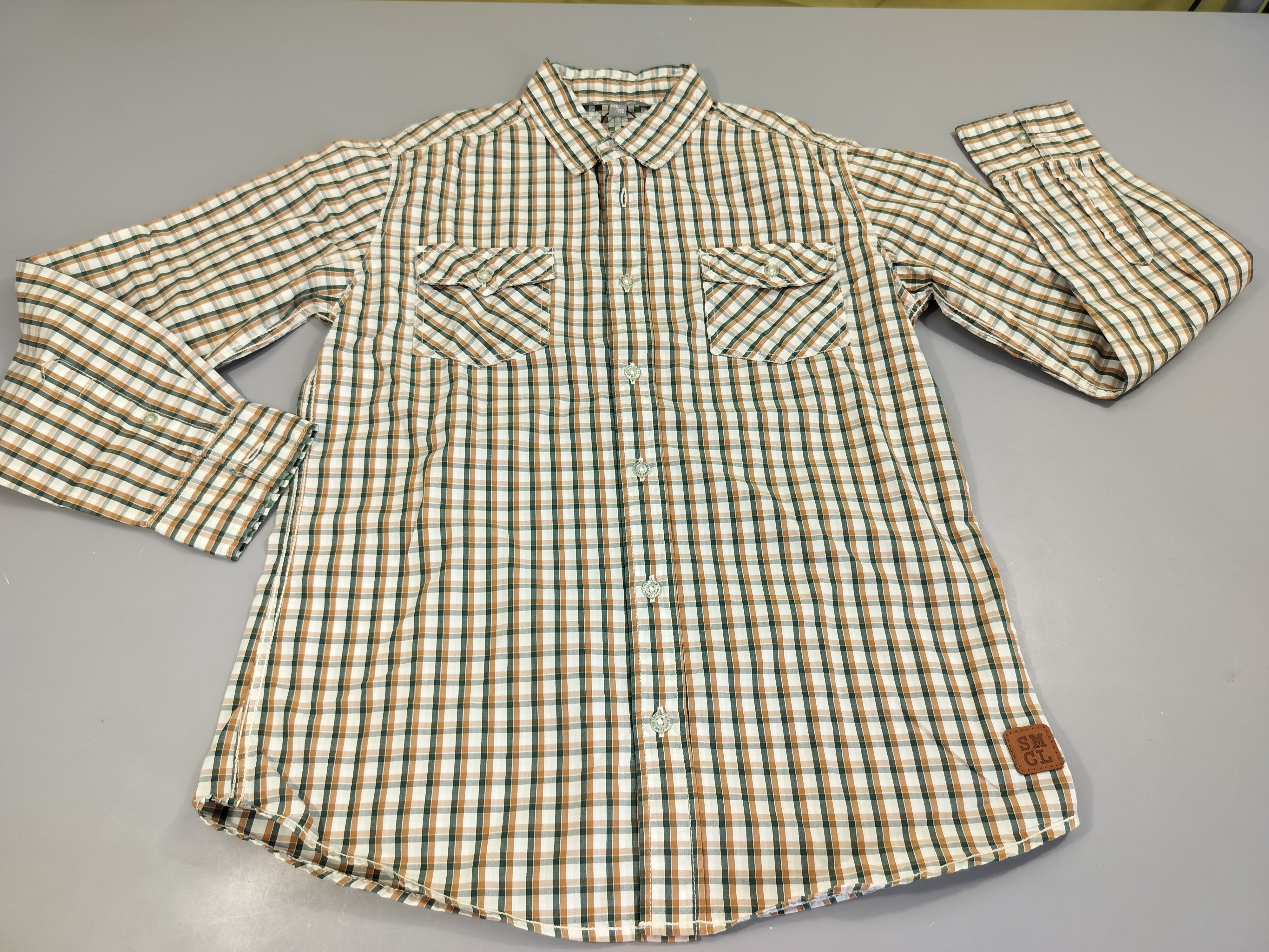 NEUVE Chemise m.l blanche à carreaux vert et orange