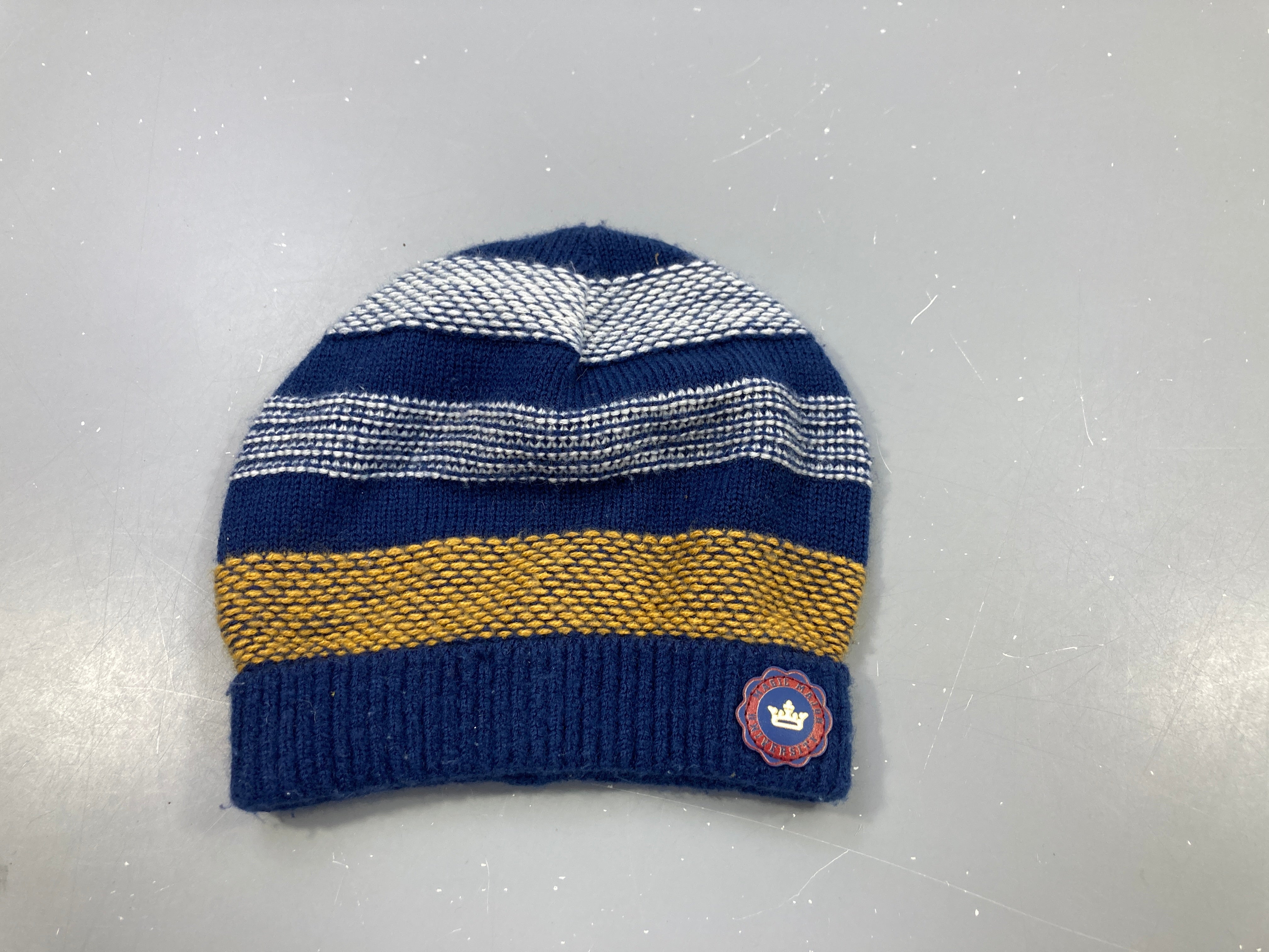 Bonnet rayé bleu marine, jaune et blanc T4 56cm