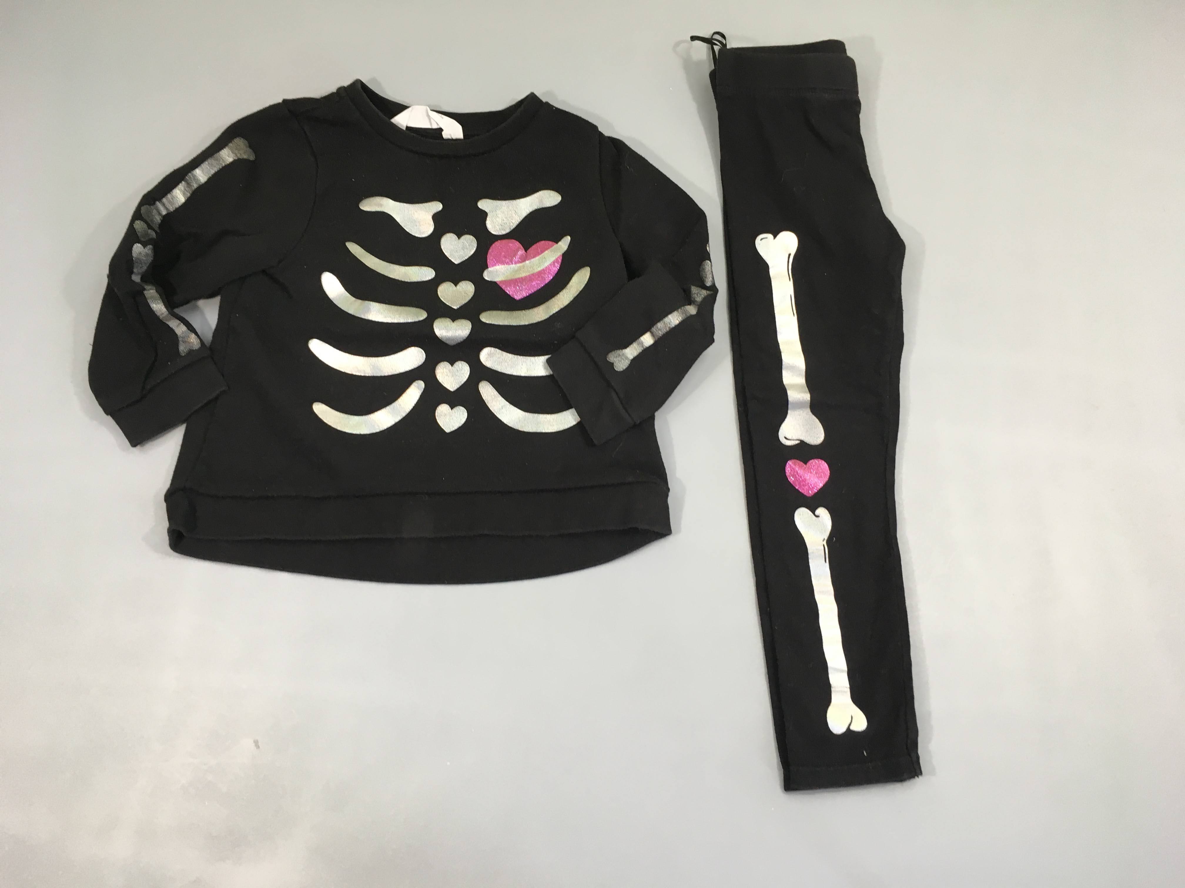 Sweat noir squelette + legging légèrement bouloché
