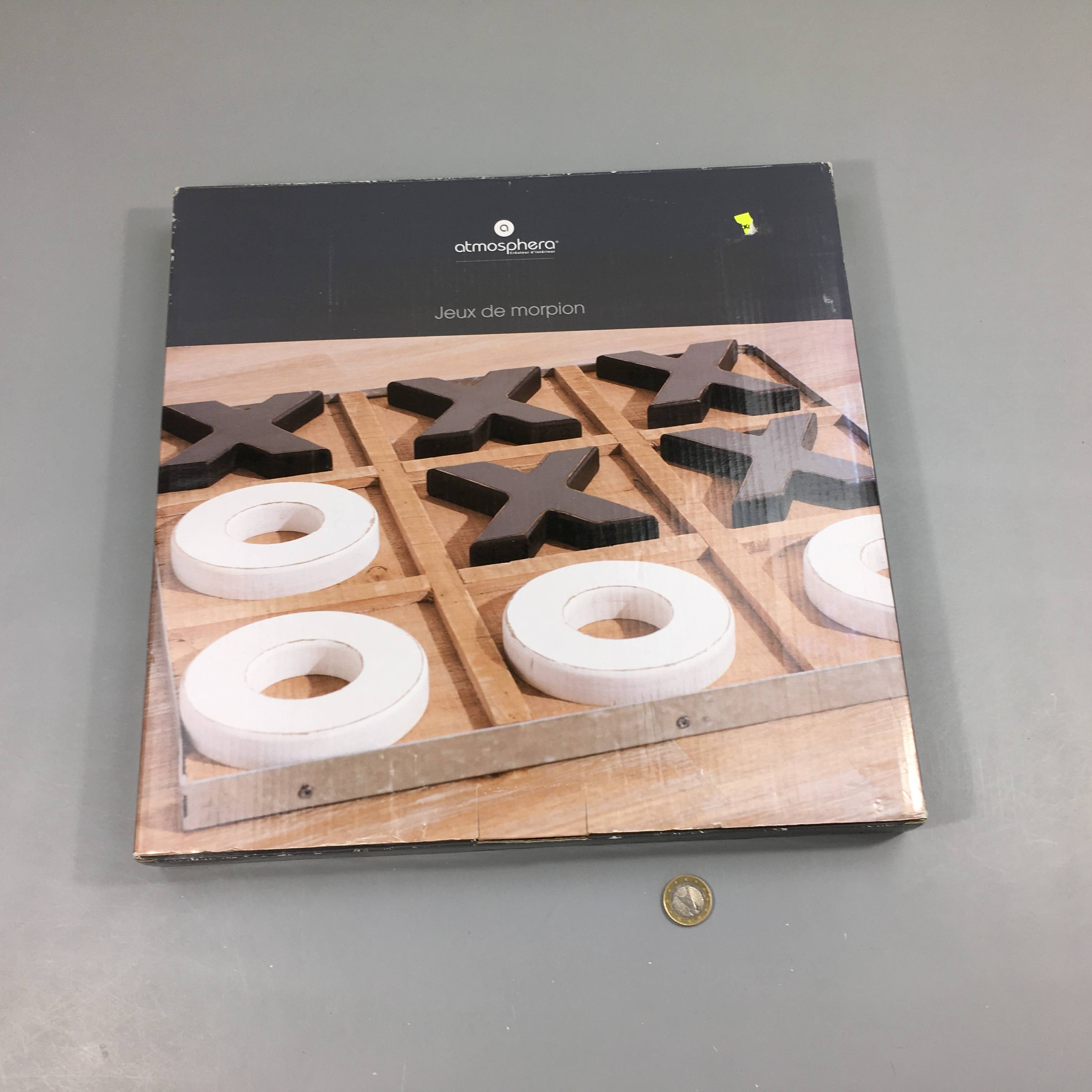 Jeux de Morpion en bois effet usé (voir photo sur la boîte)-Etat neuf jamais servi mais traces d'usure sur boîte