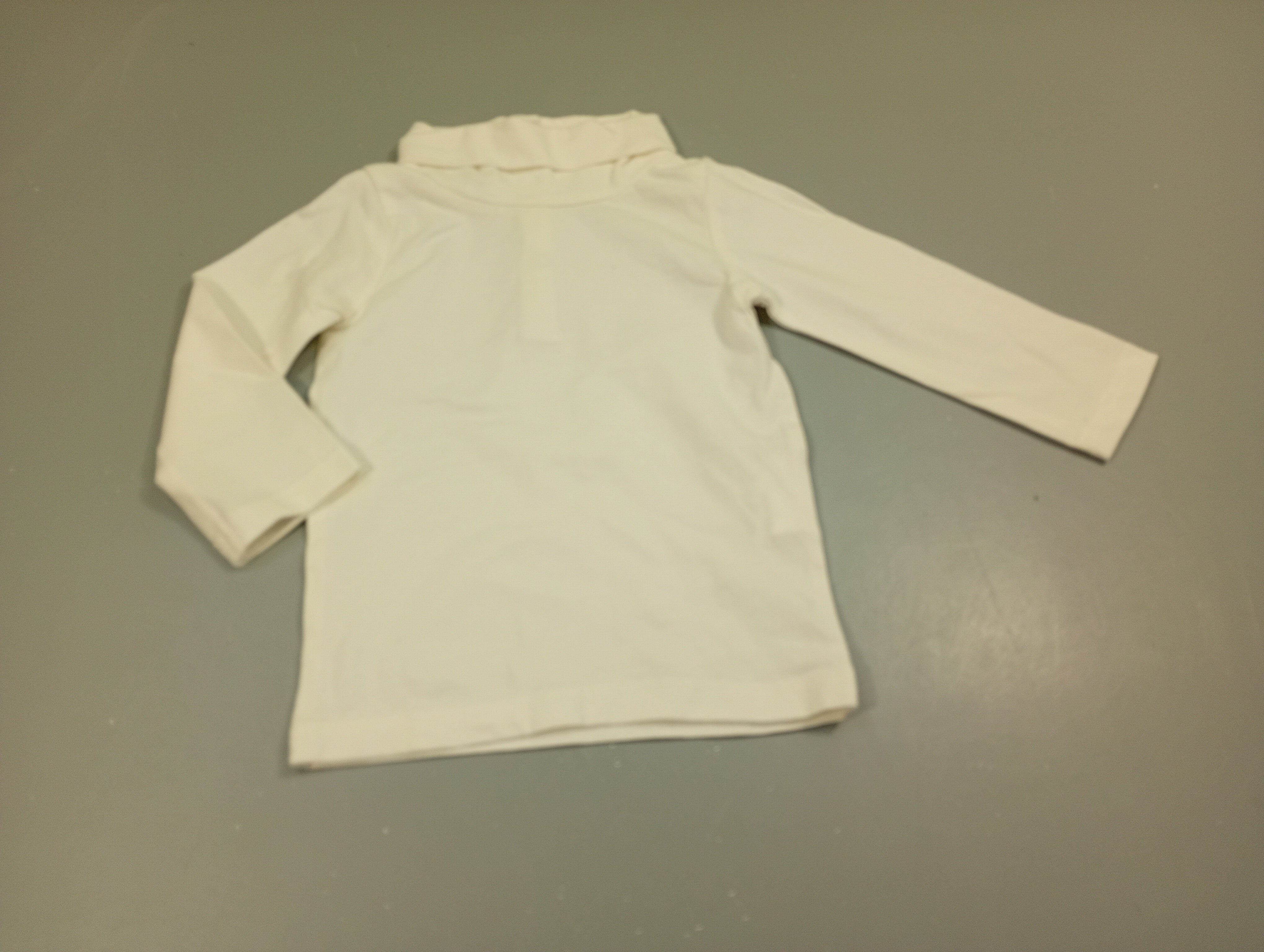 T-shirt m.l blanc à col roulé