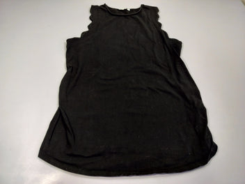 T-shirt m.c noir de grossesse  94% coton 5% élasthanne. Pas de taille indiquée, , estimée M