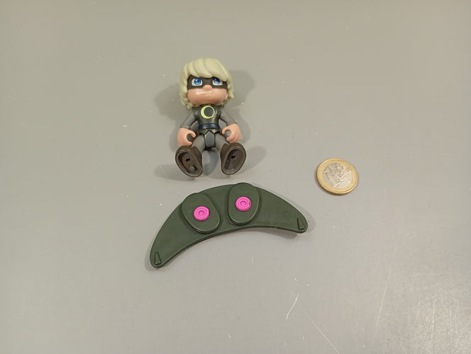 Figurine Pyjamasque Sorceline 7cm + 1 accessoire, moins cher chez Petit Kiwi