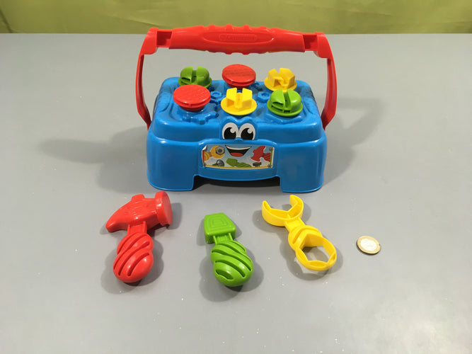 Atelier de bricolage avec 3 outils, moins cher chez Petit Kiwi