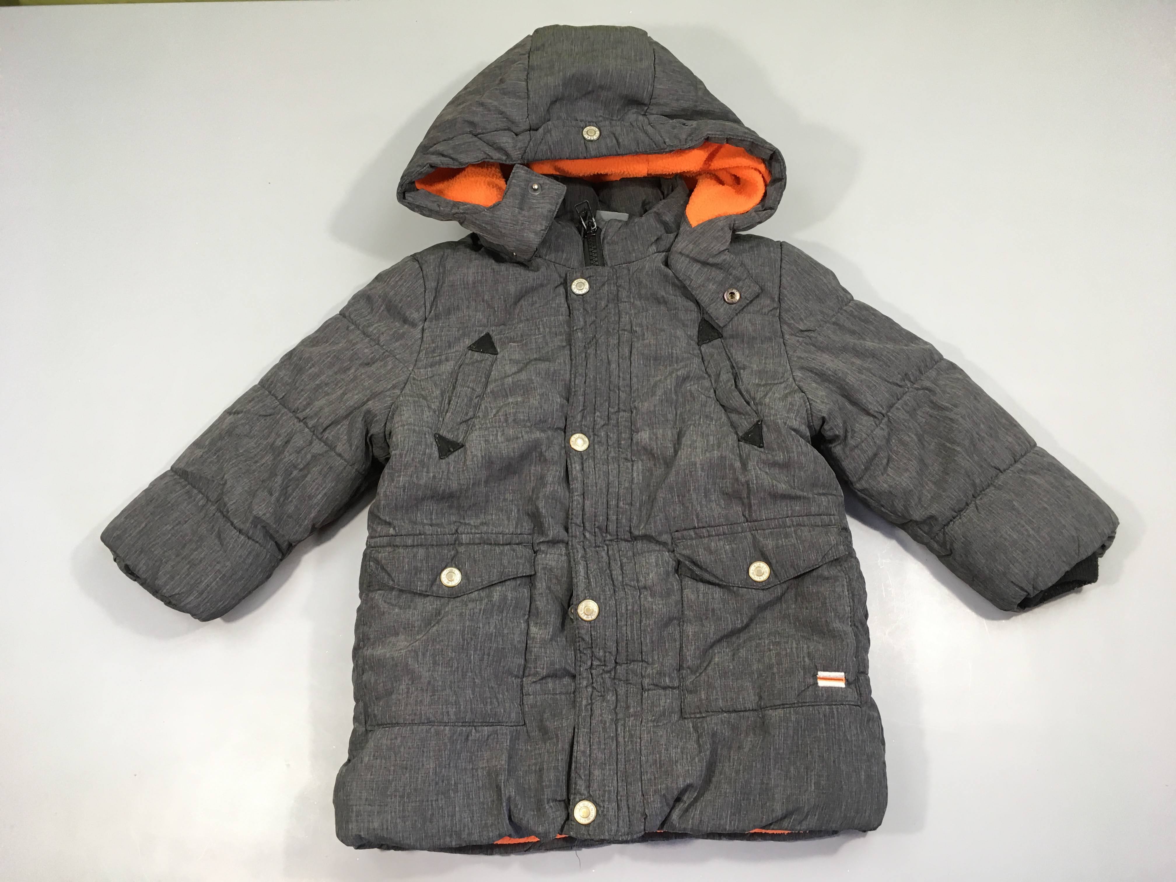 Doudoune grise à capuche amovible doublée polar