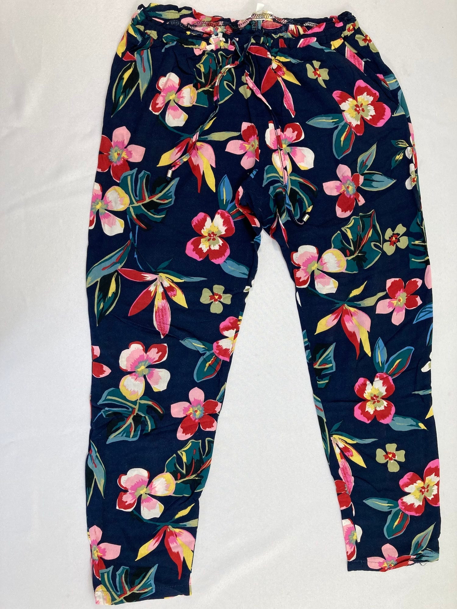 Pantalon fluide 3/4 bleu foncé fleuri  S