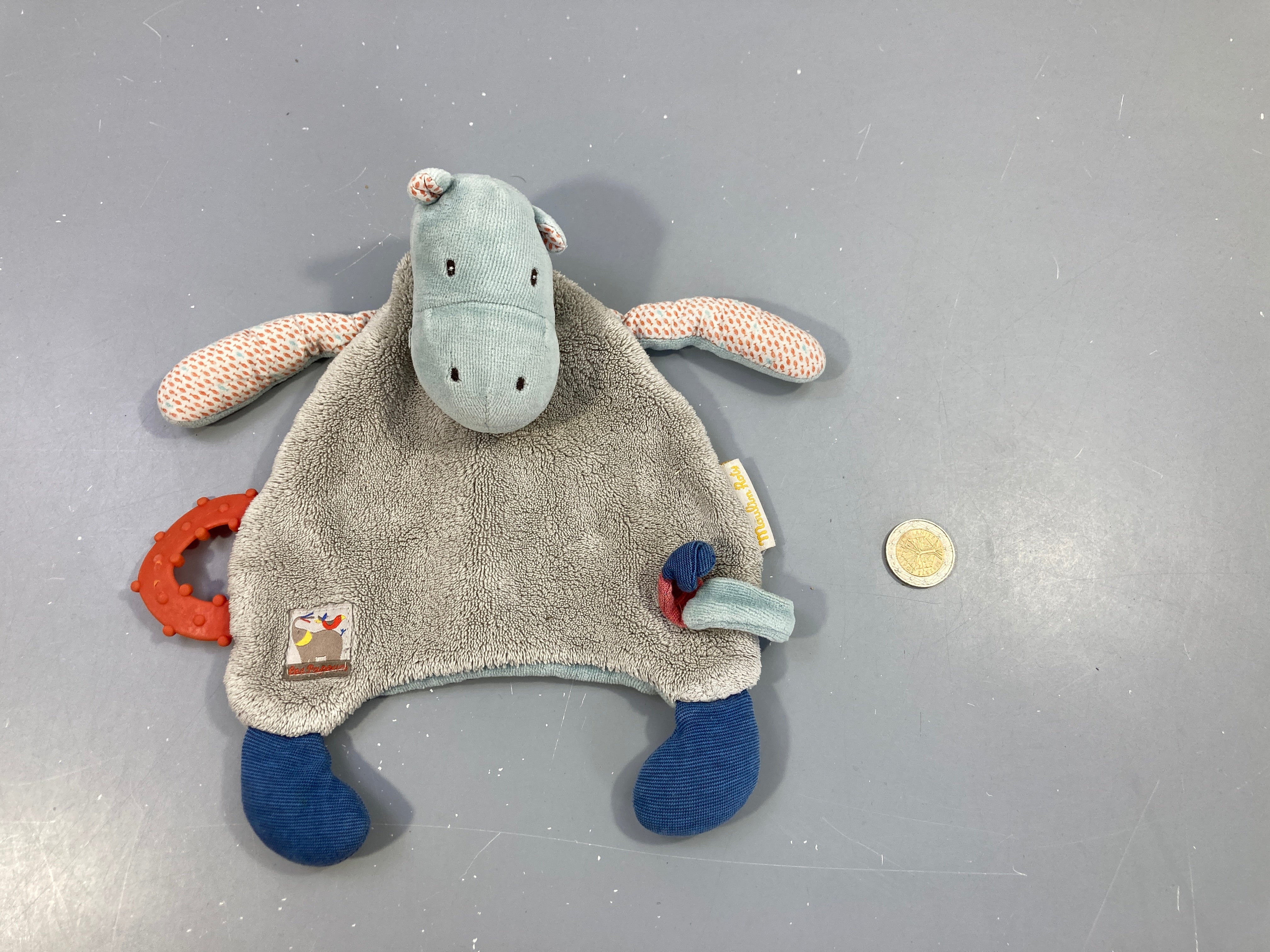Doudou plat hippo Les papoum
