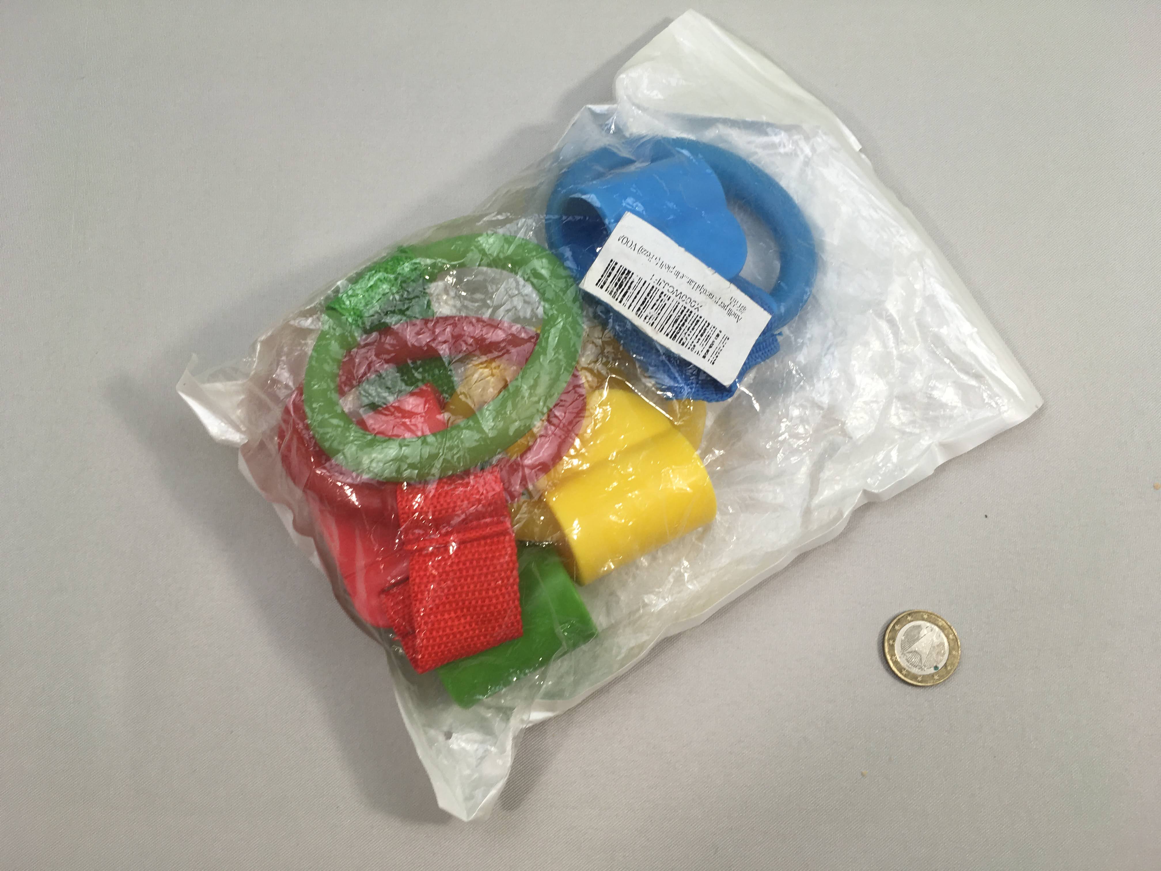 4 anneaux de traction à attacher au lit/parc