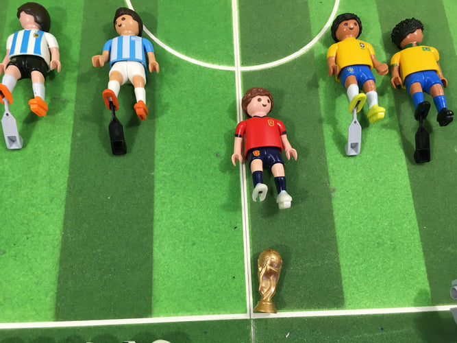 Stade foot transportable FIFA - Russie 2018, 9298 + de nombreux jouers supplémentaires, moins cher chez Petit Kiwi