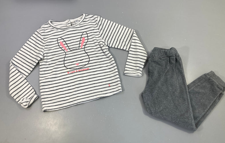 Pyjama 2pcs velours blanc rayé gris lapin, moins cher chez Petit Kiwi