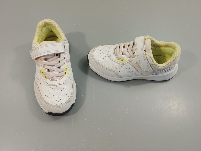 Baskets Artengo blanc et rose pâle -29, moins cher chez Petit Kiwi