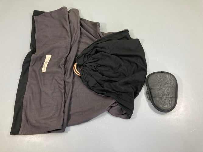 Sling - La Petite Echarpe Sans Nœud - Anthracite, Noir (réversible) Love Radius de 3,5kg à 14kg + Pad de prote.ction pour les anneaux, moins cher chez Petit Kiwi