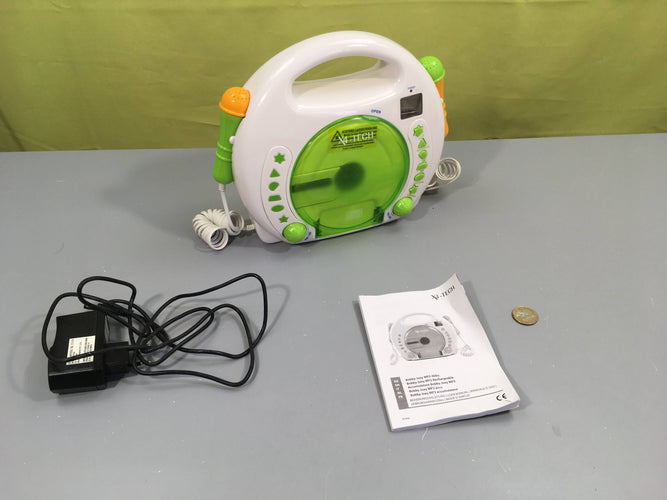 Lecteur CD MP3 pour enfants X4-TECH Bobby Joey avec batterie et alimentation Fonctionne, moins cher chez Petit Kiwi