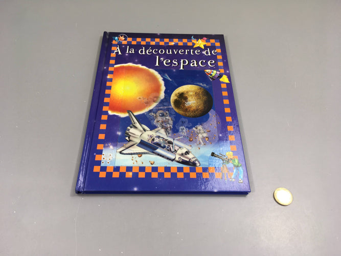 A la découverte de l'espace, moins cher chez Petit Kiwi