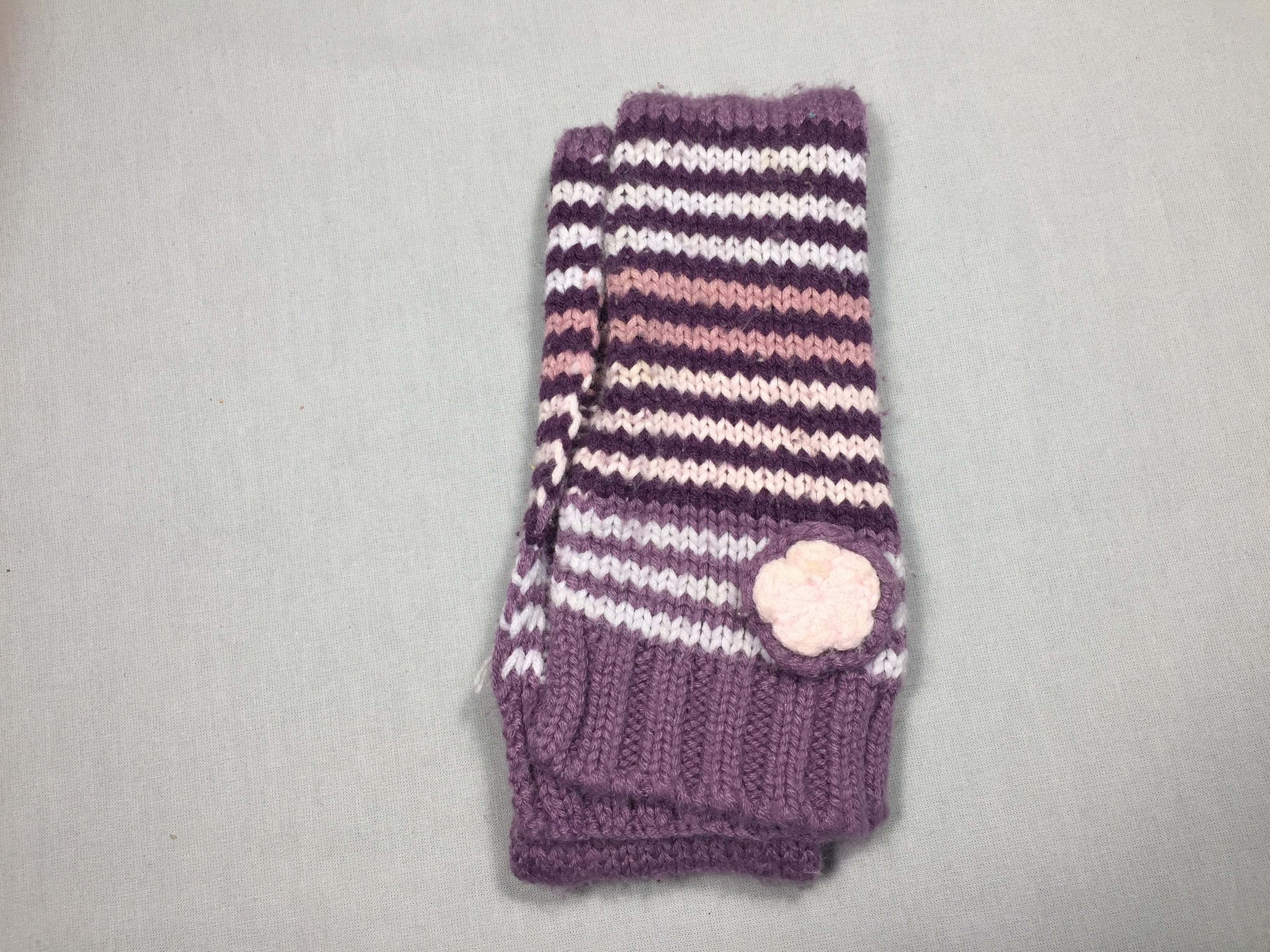 Petite écharpe lignée mauve - boulochée