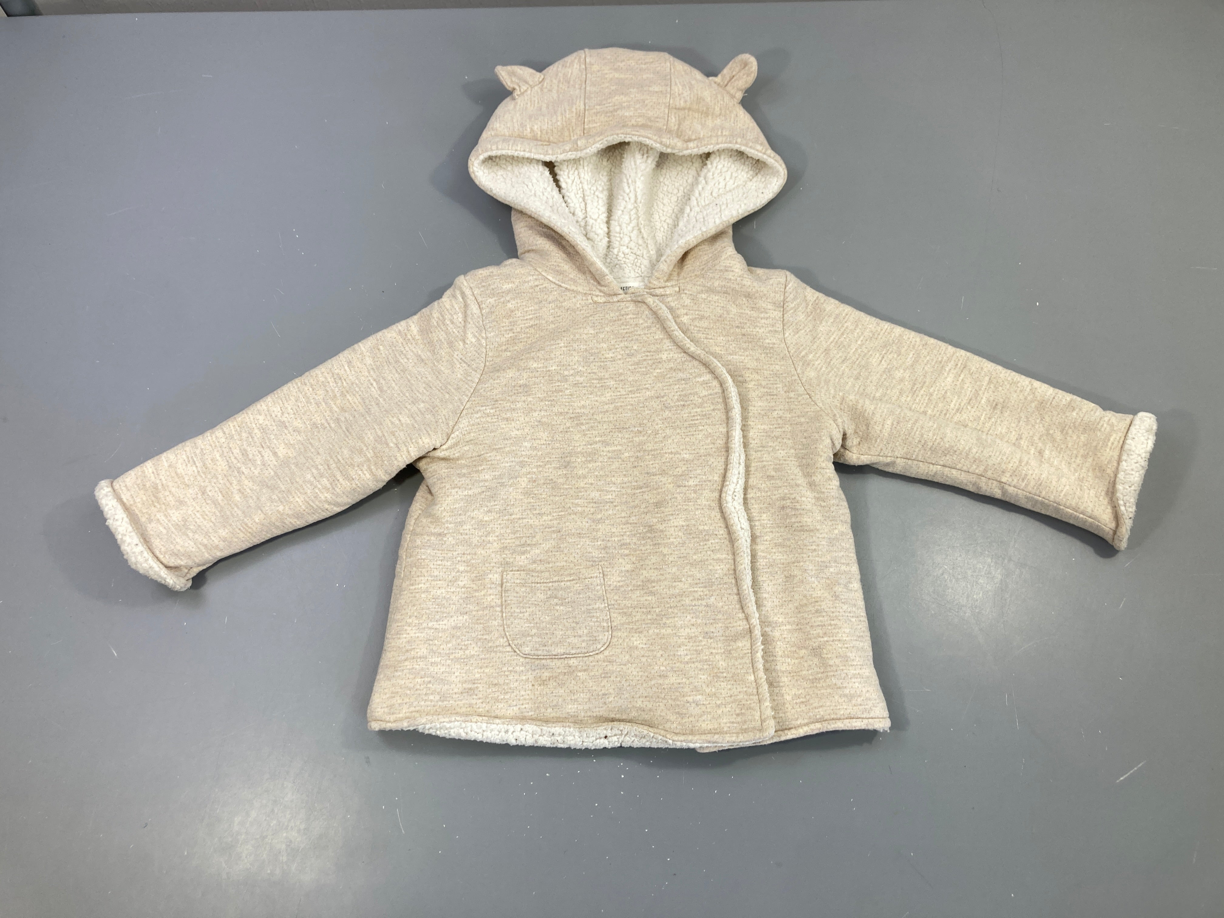 Gilet veste à capuche beu-ige rosé fils métalisé doublé teddy