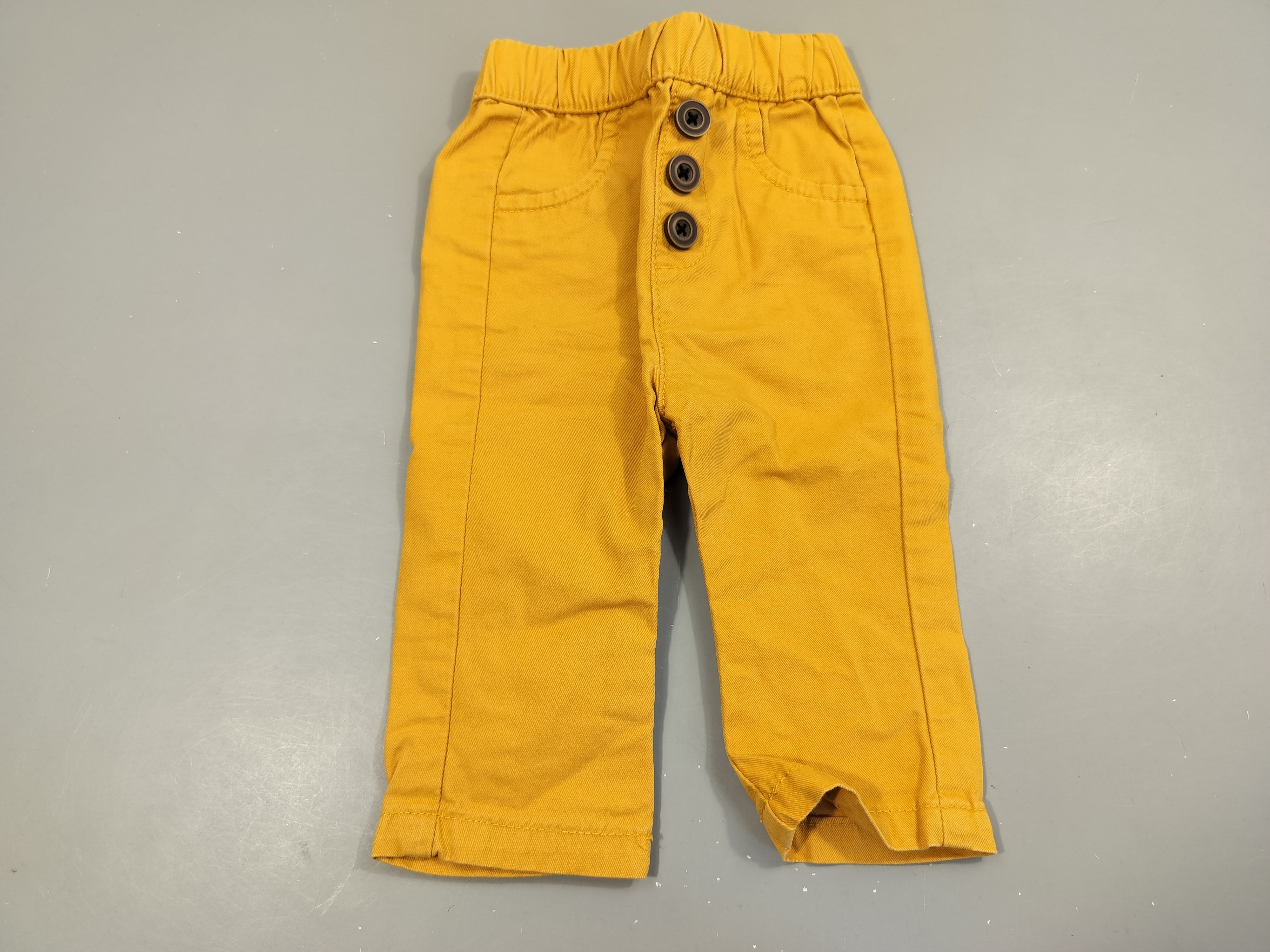 Pantalon chino jaune , 3 boutons