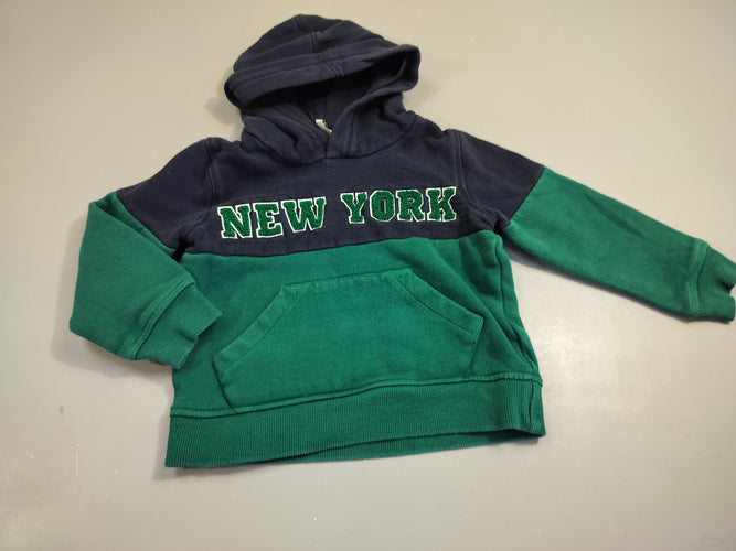 Sweat ml à capuche bleu marine, vert "New York" 80% coton  20% polyester, moins cher chez Petit Kiwi