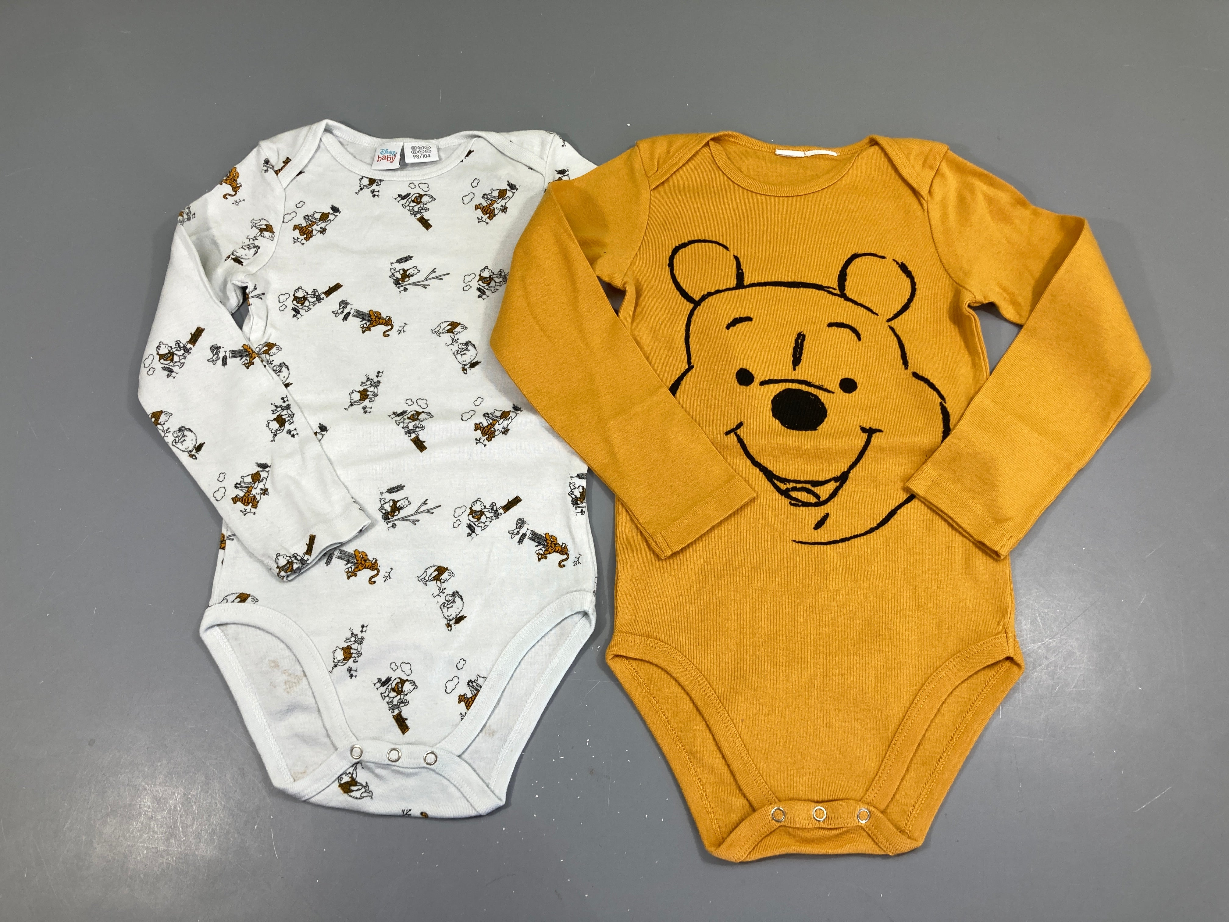 Lot de 2 bodies m.l jaune/blanc Winnie l'ourson