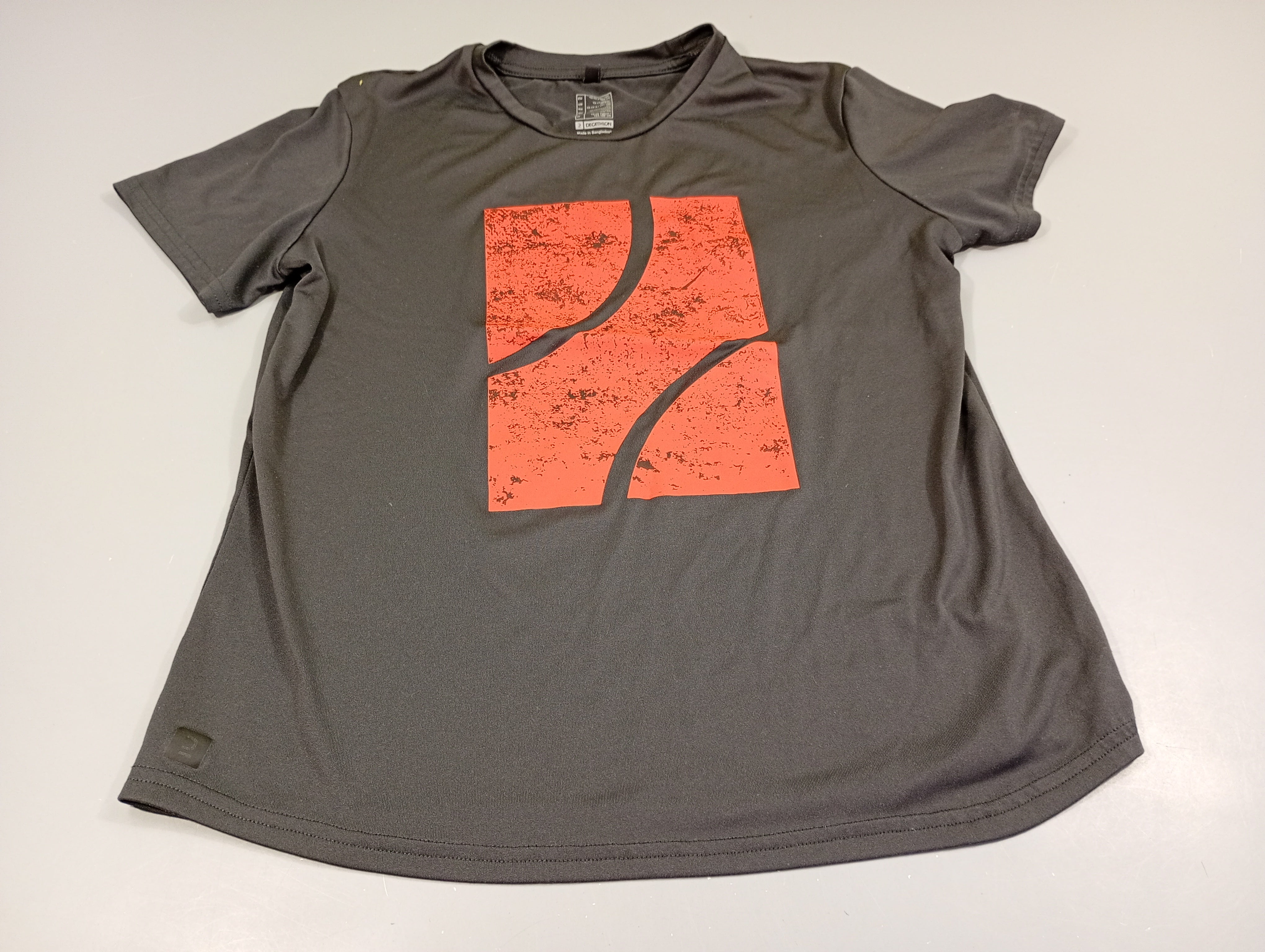 T-shirt m.c de sport noir, flocage orange
