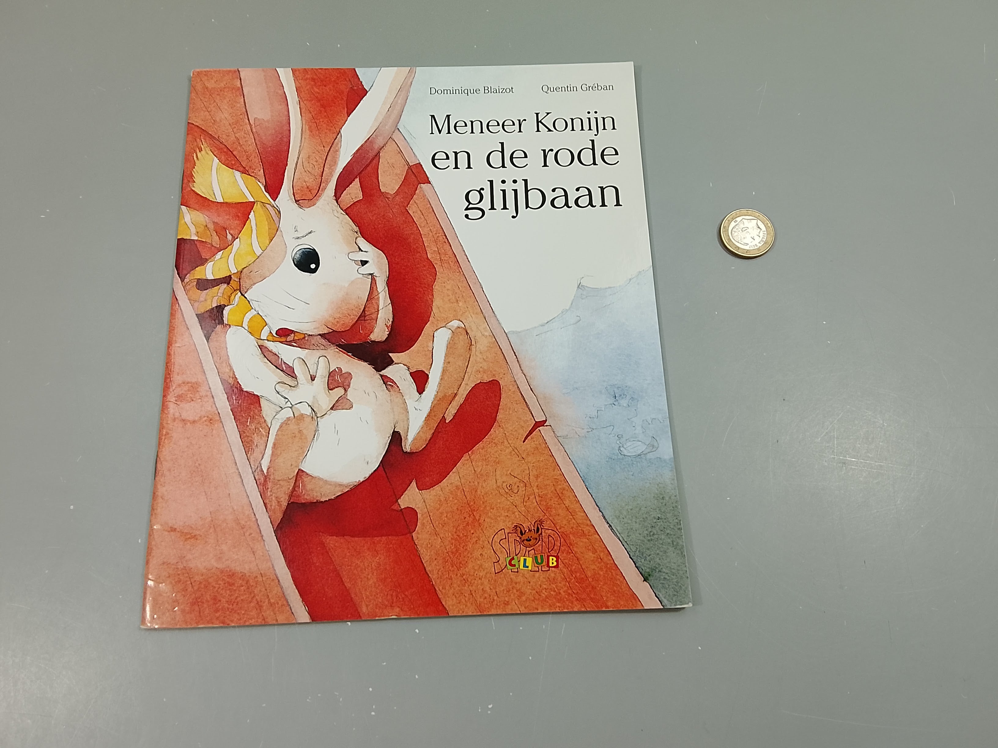 Meneer Konijn en de rode glijbaan