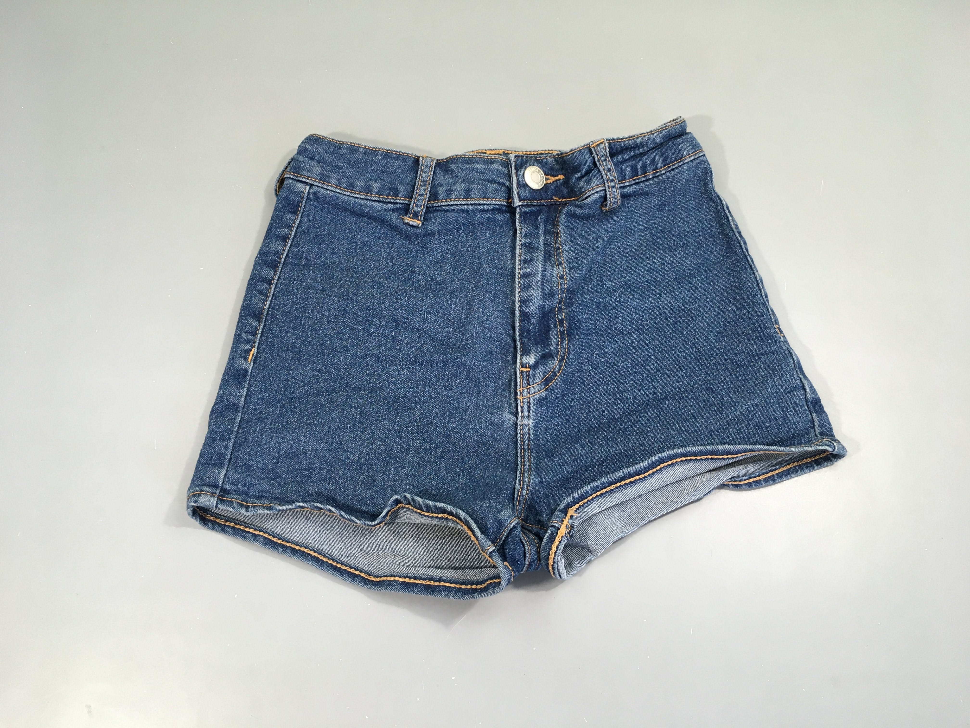 Short en jean foncé