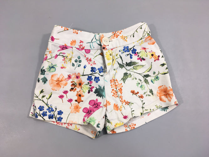 Short blanc fleuri, moins cher chez Petit Kiwi