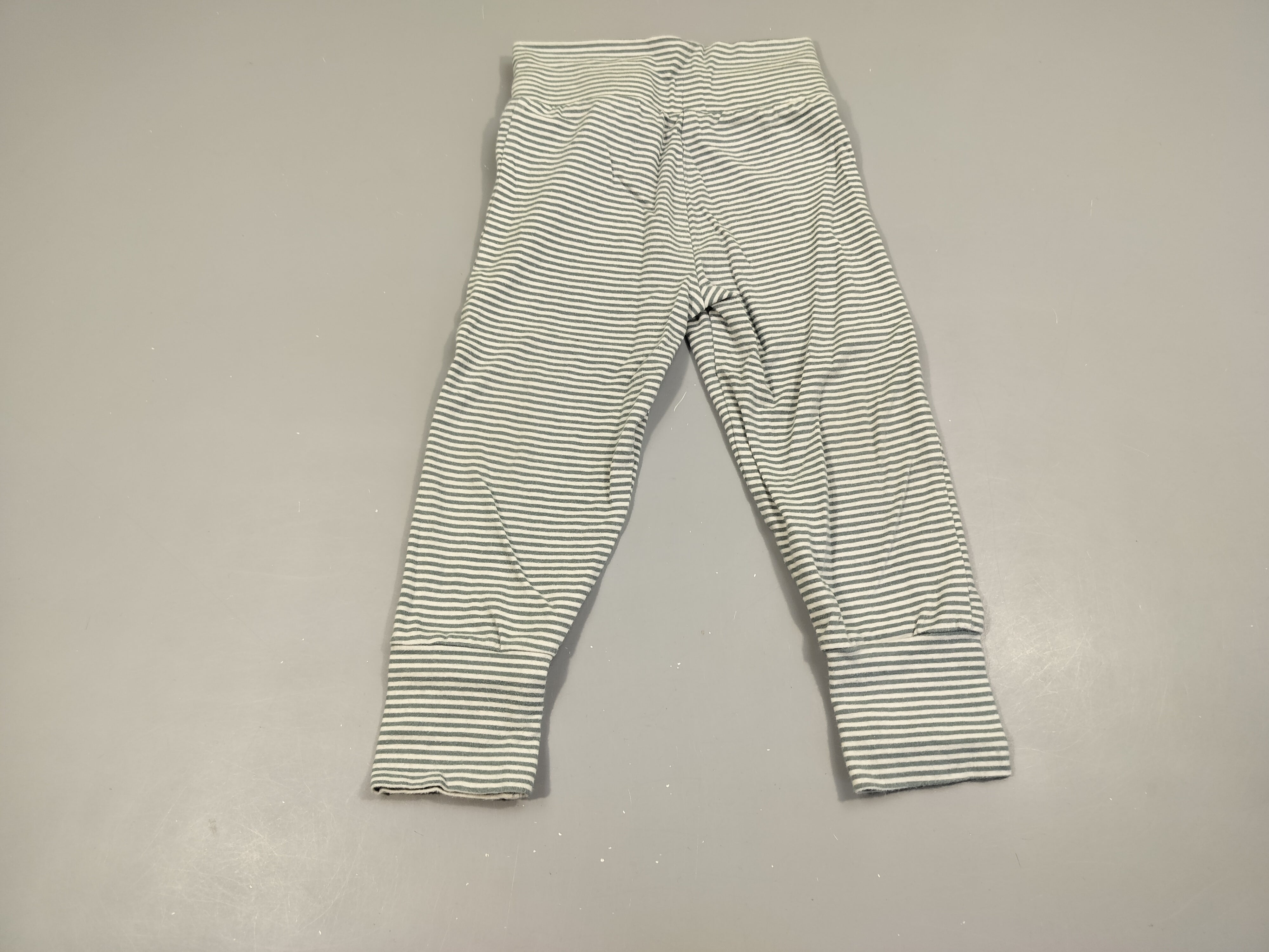 Pantalon jersey blanc rayé bleu taille et chevilles élastiques 96% coton 4% élasthanne