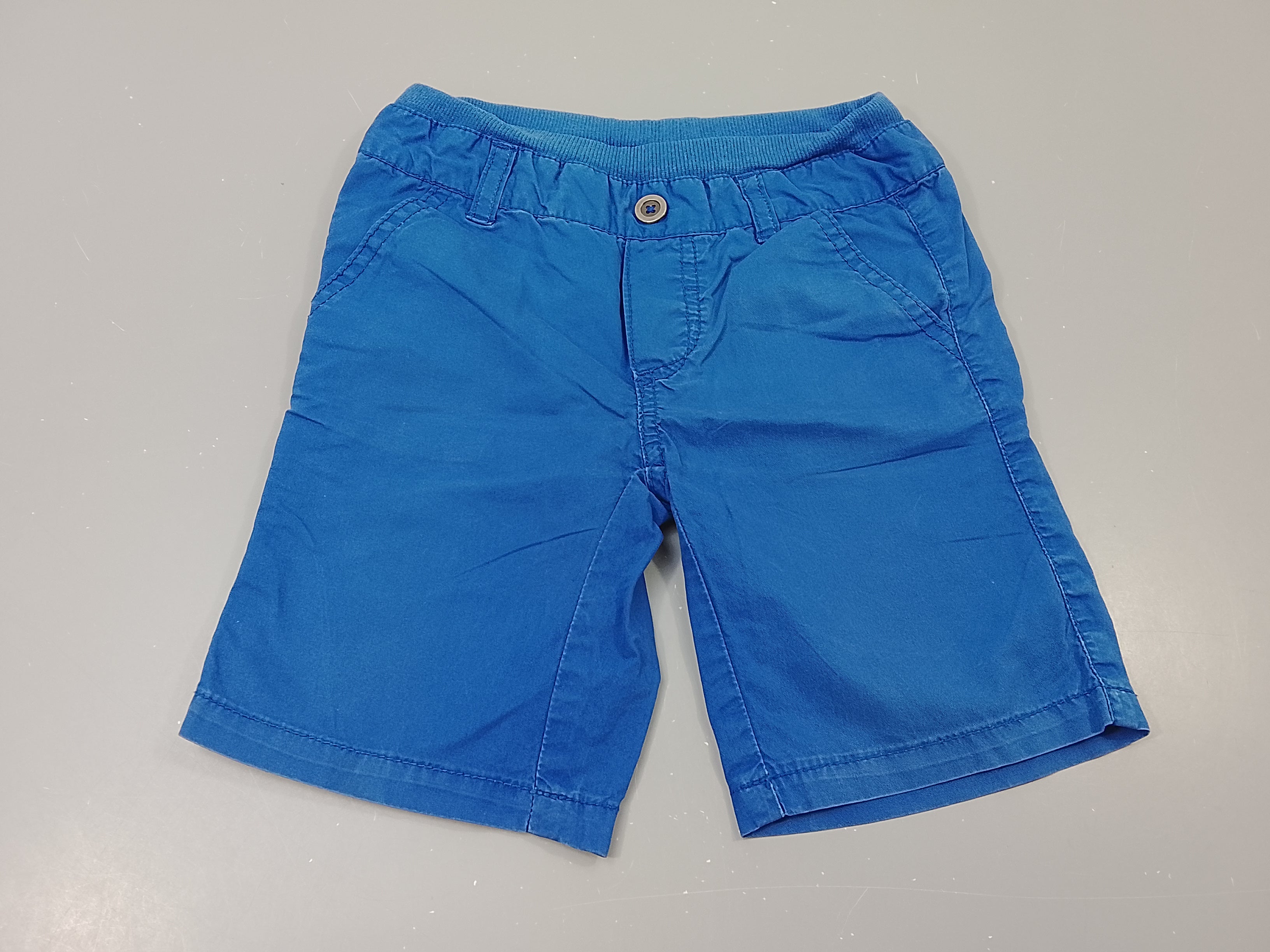 Bermuda bleu