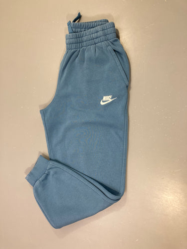 Pantalon de training bleu nike, moins cher chez Petit Kiwi